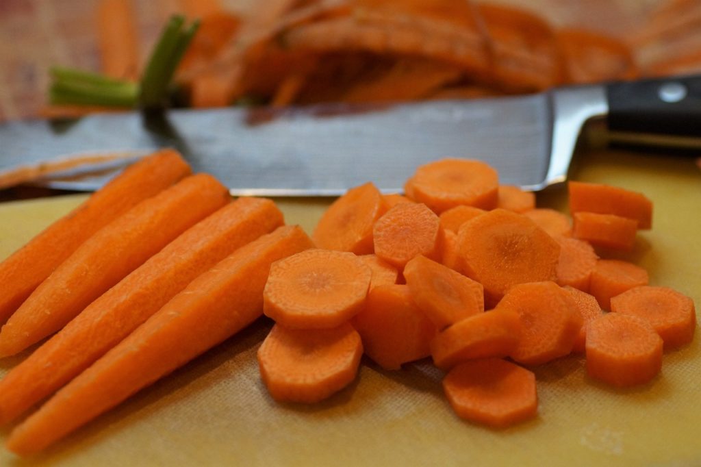 carrot, fresh, chopped